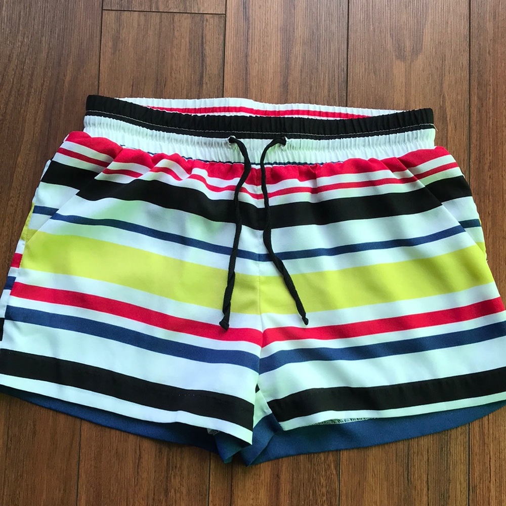 💙💙Kensie Muti Colored Striped Shorts💙💙